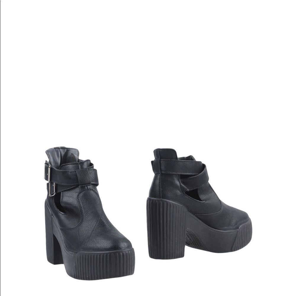 Italian Platform boots